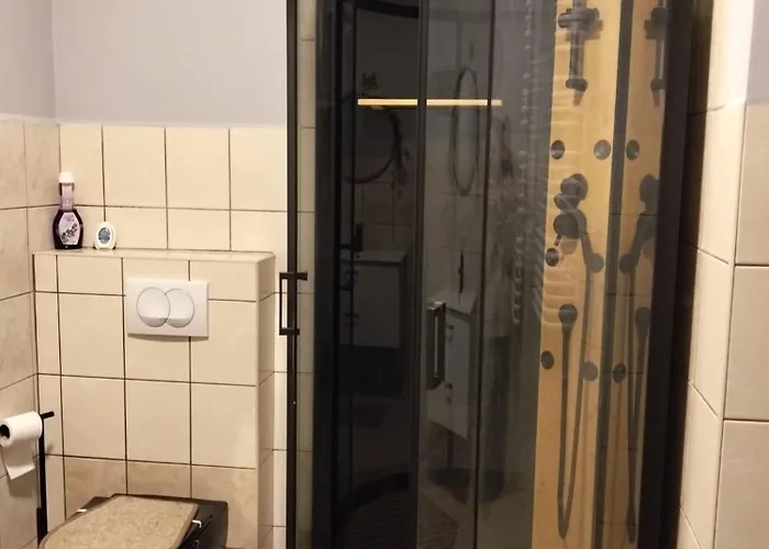 Varzob Lll ワルシャワ