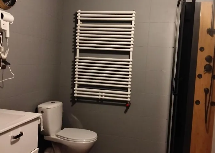 Varzob Lll Pensionat