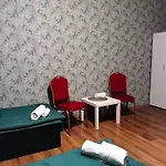 Pensión Varzob Lll Varsovia